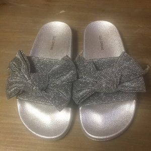 Silver Metallic Bow Slide Sandals